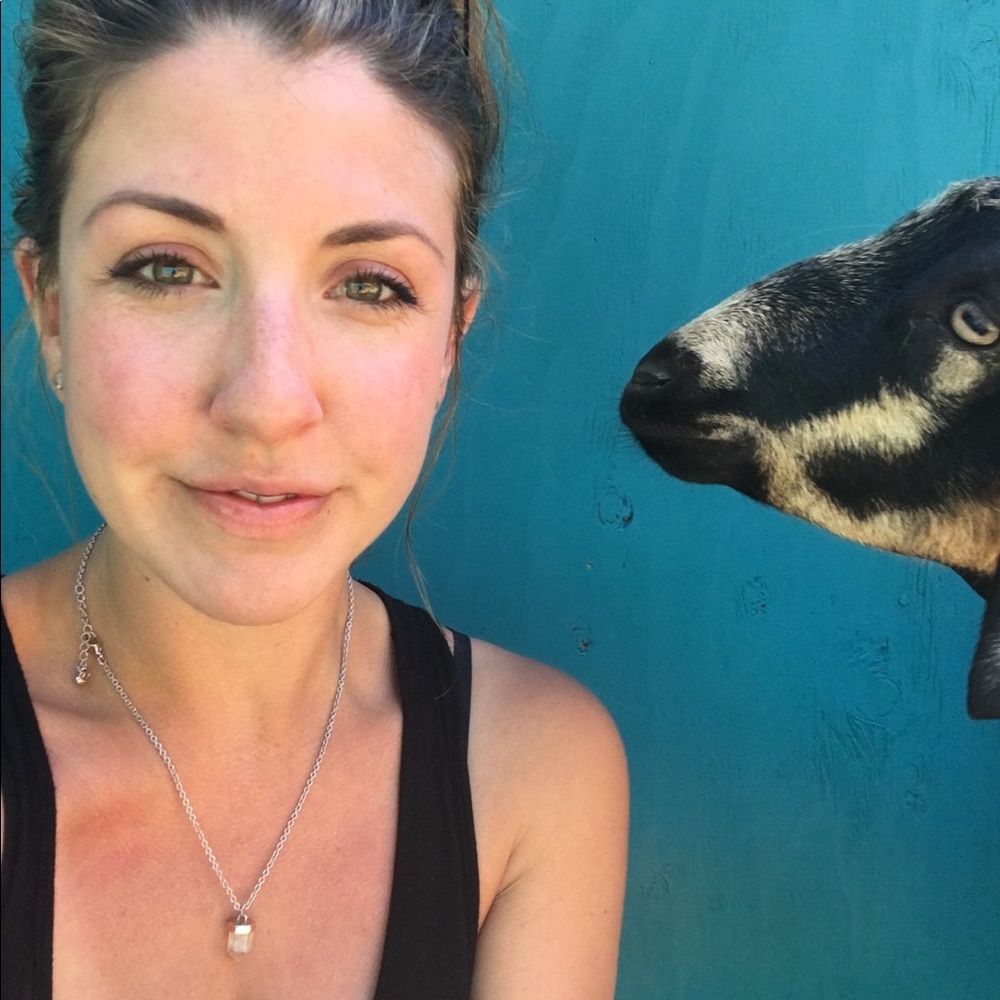 Meet your Posher, Megan